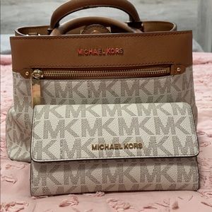 Michael Kors purse and matching wallet
